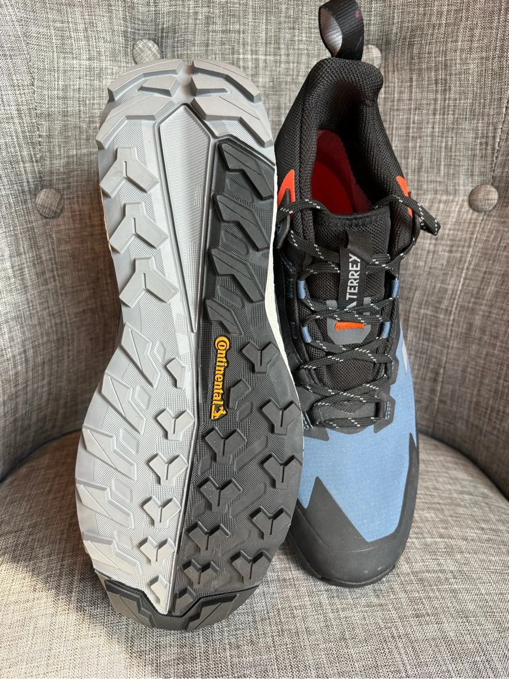 Men’s adidas Terrex Blue and Black Trail Running Shoes with Orange Accents Sz 11